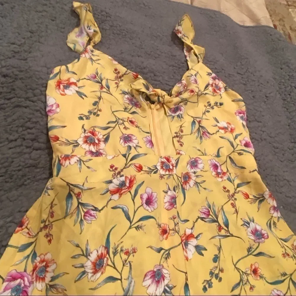 Timing  Romper   - Picture 2 of 12